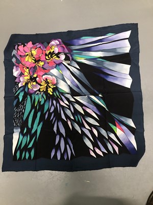 Lot 138 - Scarves- to include Aquascutum,Richard Allen,...