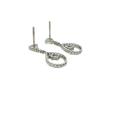 Lot 44 - Pair of 18ct white gold hallmarked,...