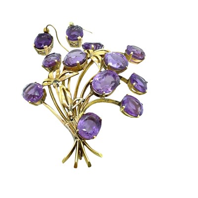 Lot 46 - A mid-century style suite comprising a floral...