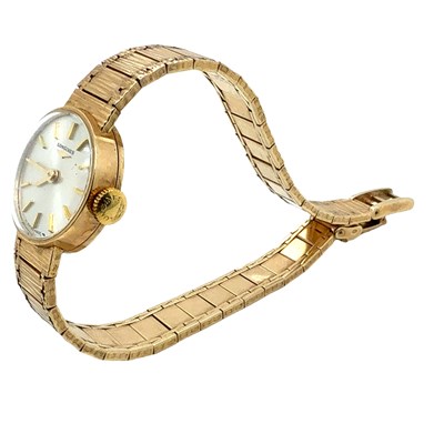 Lot 48 - Longines. A 9ct hallmarked gold ladies...