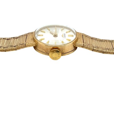 Lot 48 - Longines. A 9ct hallmarked gold ladies...