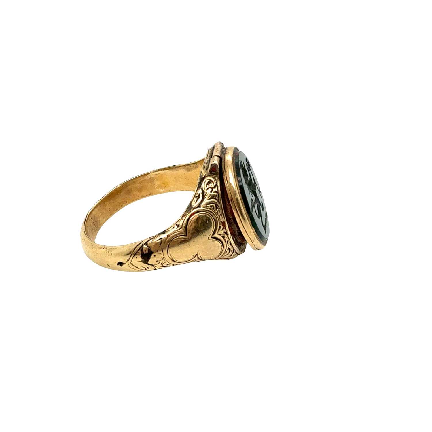 Lot 68 - An antique intaglio set signet ring with...