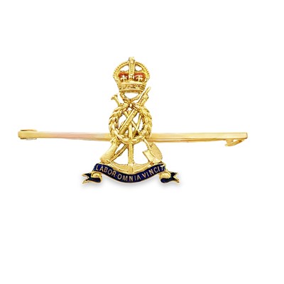 Lot 70 - A 9ct hallmarked gold and enamel regimental...