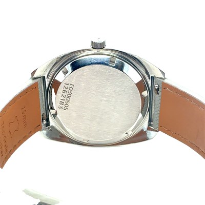 Lot 74 - A Jaeger-LeCoultre Club Ref. EO300505. 38mm...