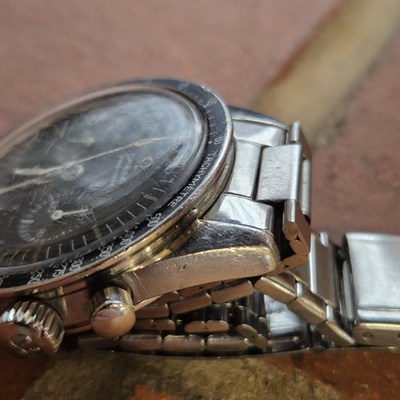 Lot 77 - An Omega "Ed White" Speedmaster watch ref...