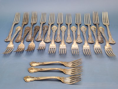 Lot 1191 - A matched set of Sterling and other American...