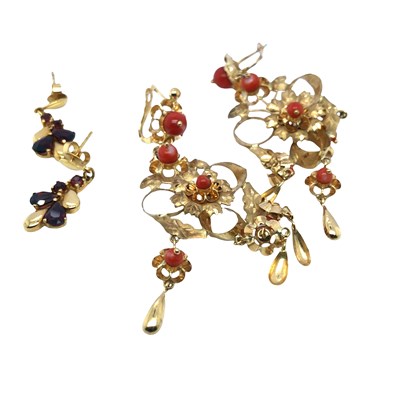 Lot 1093 - A pair of ornate vintage Mediterranean-style...