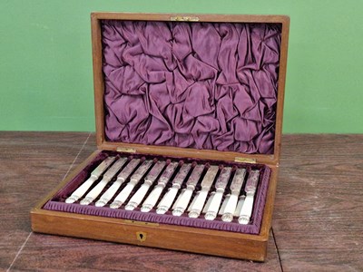 Lot 1263 - A cased set of twelve mother of pearl handled...