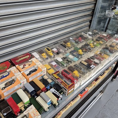 Lot 524 - Boxed Solidor 'Age D'Or' die cast toy cars...