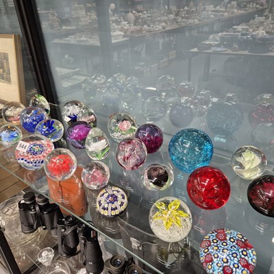 Lot 544 - A collection of millefiore and other glass...
