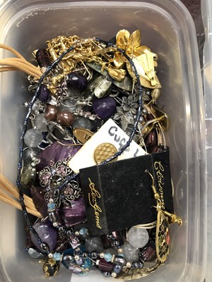 Lot 1106 - Costume jewellery and watches- Seiko, Casio,...