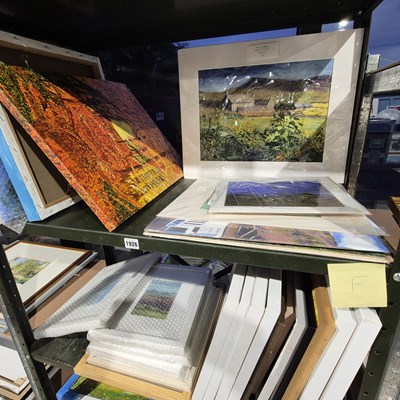 Lot 1926 - A collective group of new gallery artworks,...