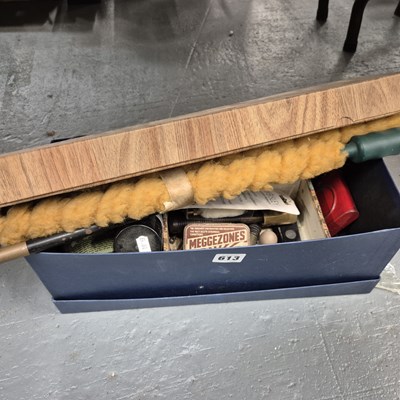 Lot 613 - A collection of gun cleaning equipment