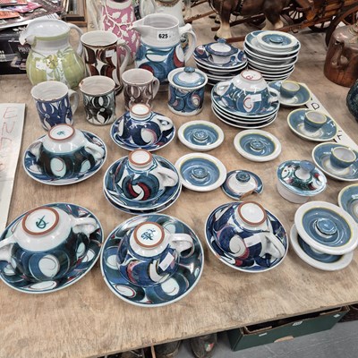 Lot 625 - A collection of Alan Caiger Smith tea cups,...