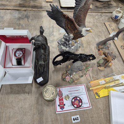 Lot 642 - An Arsenal limited edition watch, vintage...