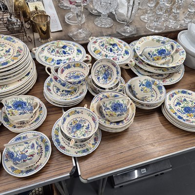 Lot 665 - A Masons Regency pattern part dinner service
