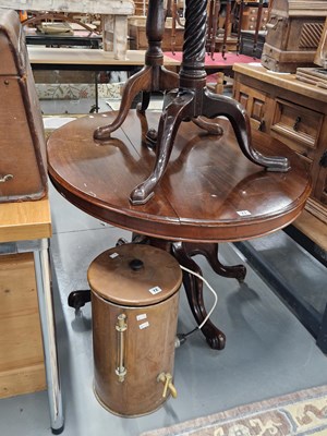 Lot 71 - A Victorian breakfast table.