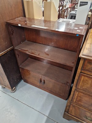 Lot 89 - A small Art Deco bookcase