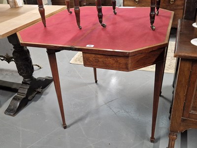 Lot 99 - A Regency period card table. 91 x 92 x 73 cm...