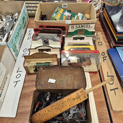 Lot 709 - Boxed and loose die cast vans and trucks, lead...