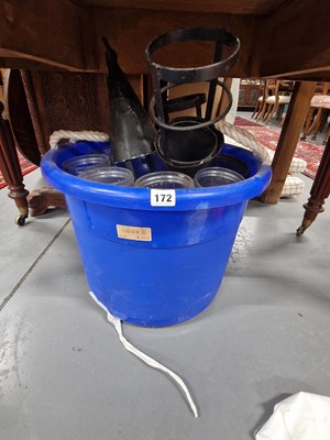 Lot 172 - A quantity of candle lanterns