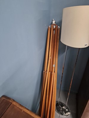 Lot 206 - A garden parasol frame