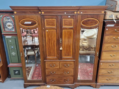 Lot 215 - A good quality Edwardian mahogany compactum...