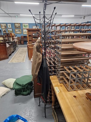 Lot 393 - A metal coat rack /hall stand