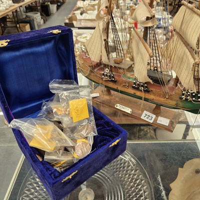 Lot 723 - A velvet covered box of British coins together...