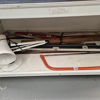 Lot 725 - A bow saw, various spirit levels, an...