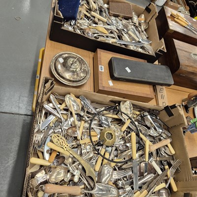 Lot 825 - A large quantity of electroplate and steel...