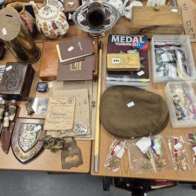 Lot 829 - Medals, cap badges, buttons, medal yearbooks,...