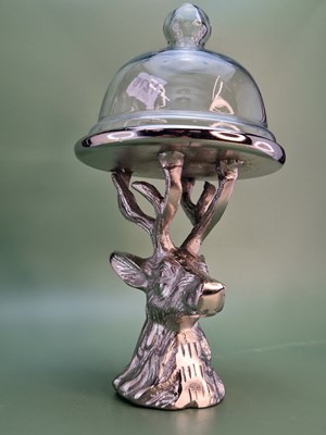 Lot 1276 - A decorative Bon-Bon stand in the form of a...