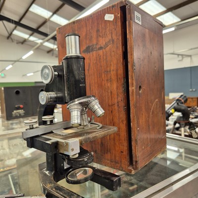 Lot 888 - A cased Bausch and Lomb Microscope