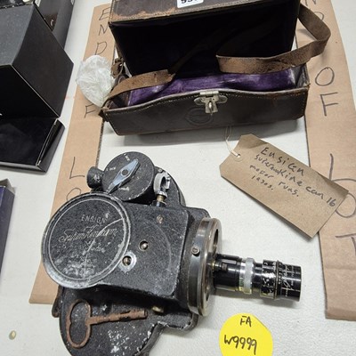 Lot 930 - An Ensign Super Kine Cam 16
