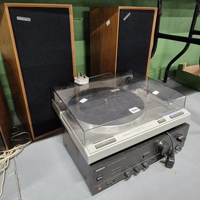 Lot 940 - Audio equipment a Pioneer turntable, a...