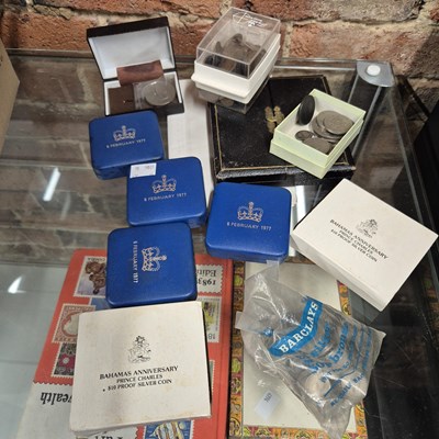 Lot 966 - A small collection of commemorative crowns etc.