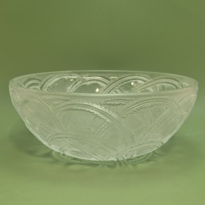 Lot 1348 - A Lalique. France. "Pinsons Finch" bowl 23.5...