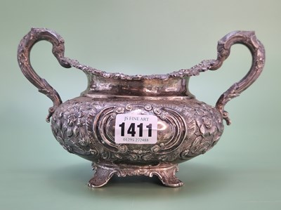 Lot 1411 - A silver dragon handled sugar bowl, Dublin...
