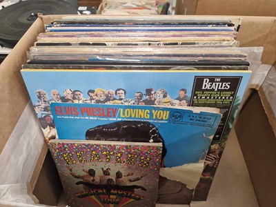 Lot 621 - Rock/Pop - The Beatles The Stones etc. 35 LP...