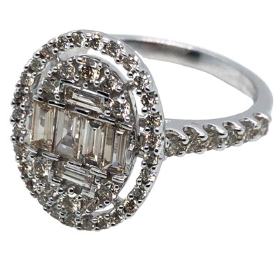 Lot 1006 - A 9ct white gold hallmarked large oval cluster...