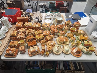 Lot 670 - A large collection of cottage form tea wares