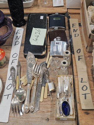 Lot 683 - Three hip flasks, cased and loose electroplate...