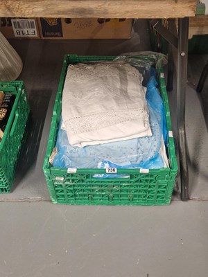 Lot 736 - A collection of lace table linen