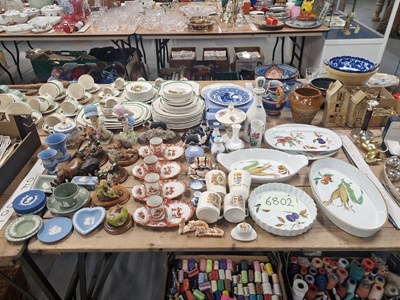 Lot 756 - Worcester Evesham serving dishes, Wedgwood...