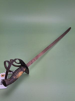 Lot 1565 - An early 19th century child's sword, the...