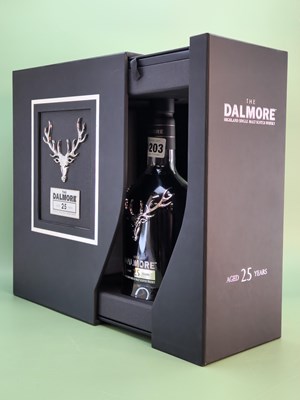 Lot 1203 - Whisky; The Dalmore Aged 25 Years Highland...