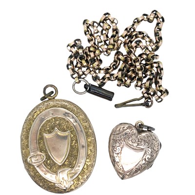 Lot 1014 - A vintage 9ct gold belcher chain, unhallmarked...