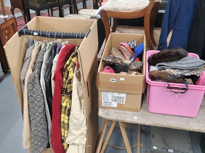 Lot 994 - A collection of ladies shoes, hats, handbags...