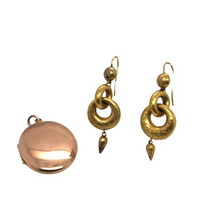 Lot 1043 - A hallmarked 9ct rose gold oval portrait...